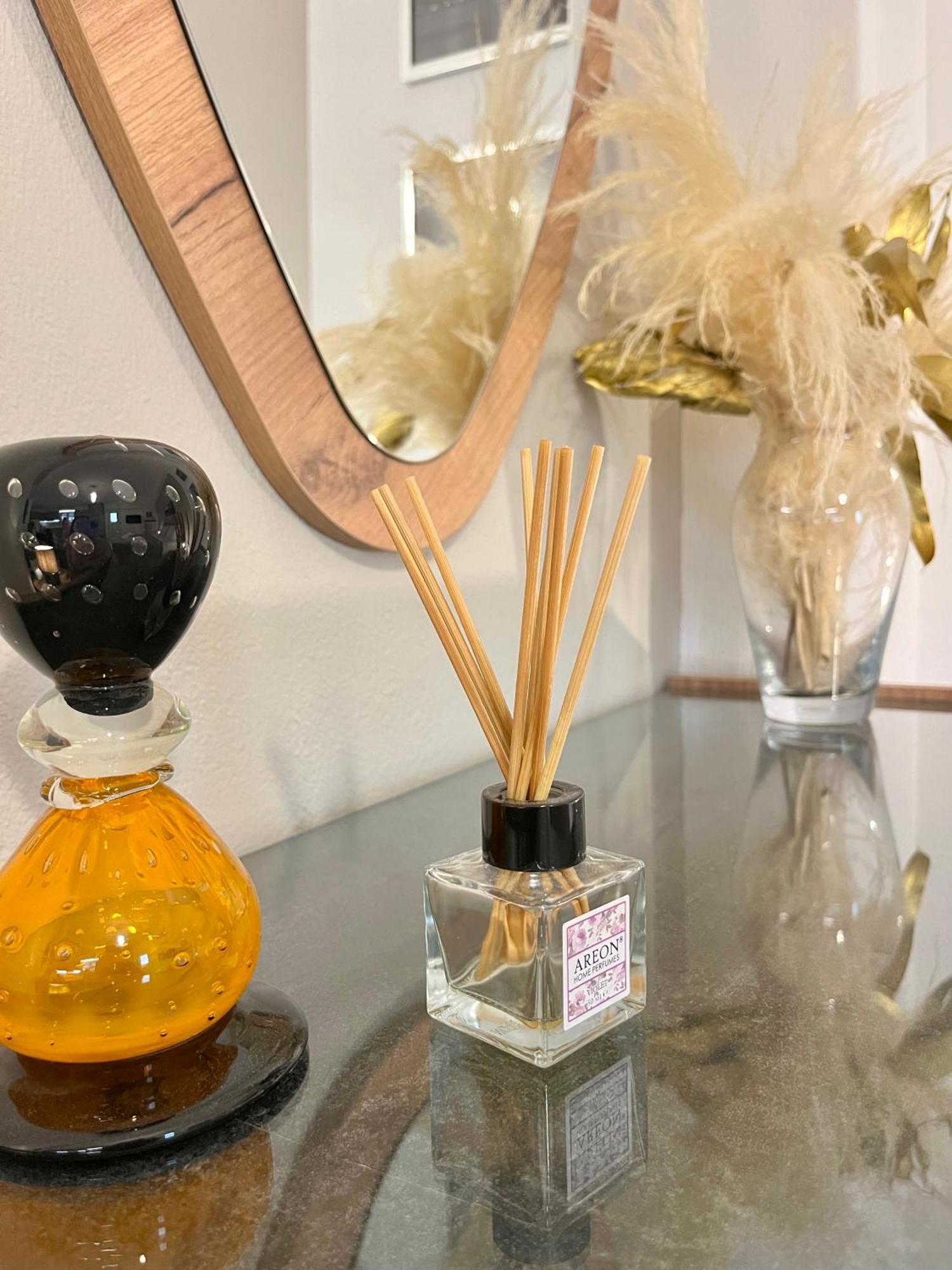 Lia'S Luxury Apartment - Near Airport コロピオン エクステリア 写真