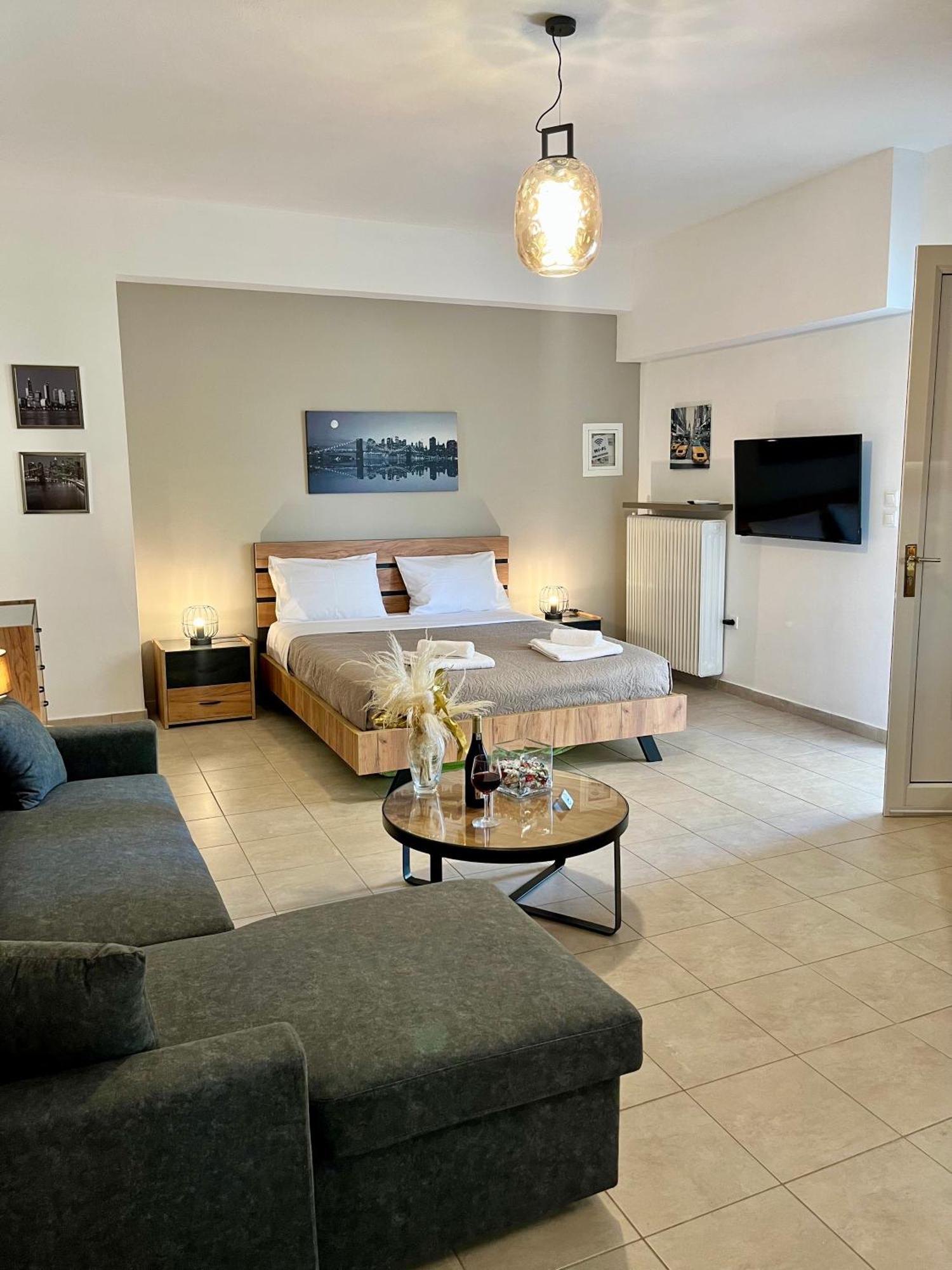 Lia'S Luxury Apartment - Near Airport コロピオン エクステリア 写真