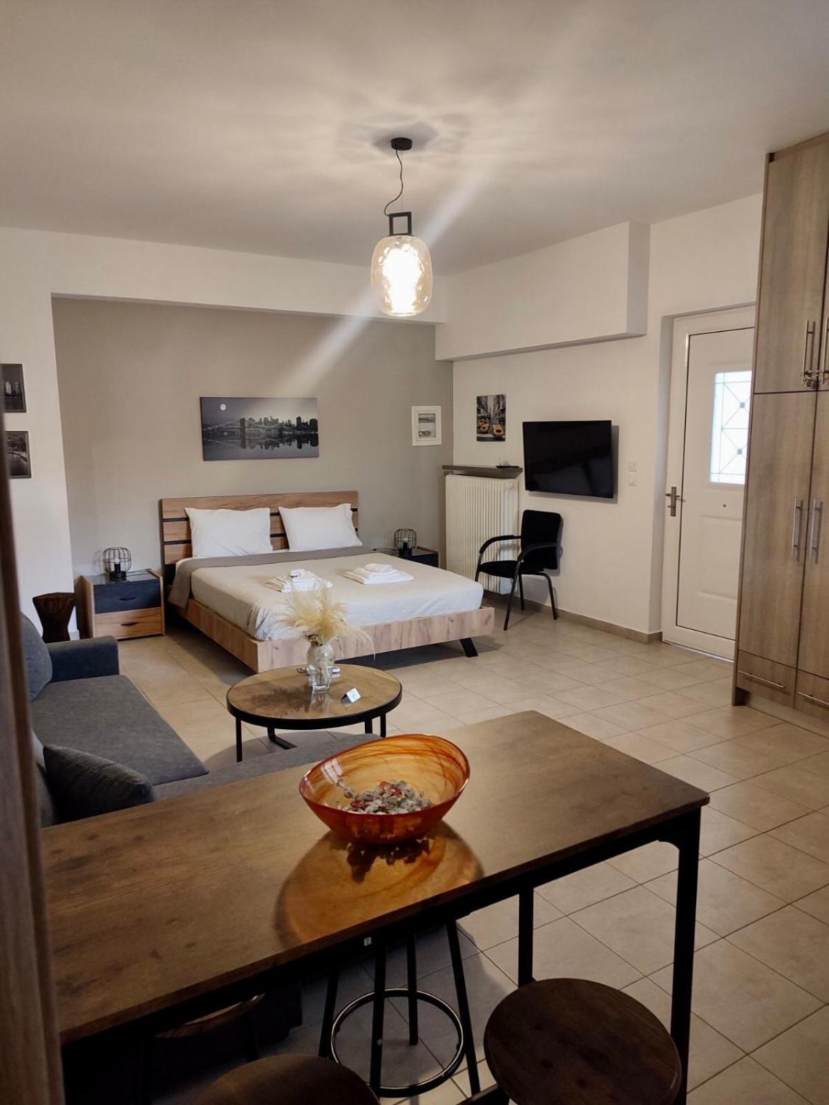 Lia'S Luxury Apartment - Near Airport コロピオン エクステリア 写真